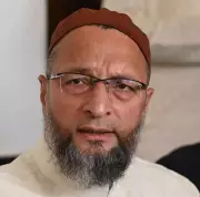 Owaisi Slams PM Modi's Israel Visit as Untimely, Alleges Betrayal of Neutral Policy