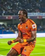 Punjab FC Stuns Bengaluru FC 2-0 with Effiong's Brace in ISL Clash