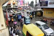 Ranchi's Chutia Railway Crossing Traffic Nightmare Worsens Amid Flyover Work