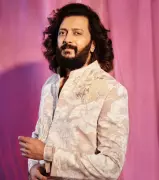 Riteish Deshmukh Unveils Raja Shivaji Poster on Chhatrapati Shivaji Maharaj's Birth Anniversary