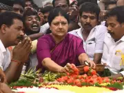 Sasikala Vows New Political Strategy Against 'Enemies and Betrayers' in Tamil Nadu
