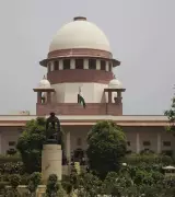 SC Directs Calcutta HC to Continue Suo Motu PIL on Hooghly Bank Construction