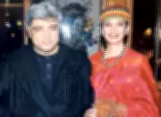 Shabana Azmi Shares Throwback Pic with Javed Akhtar, Celebrates 41 Years of Marriage