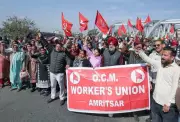 SKM Reports Unprecedented Farmer Participation in National Labor Code Protests