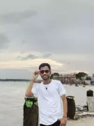 Tragic Death of Delhi Delivery Executive Hem Shankar Leaves Family in Grief