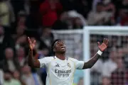 Vinicius Junior Inspires Real Madrid, PSG Advances in Champions League Drama