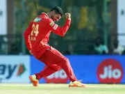 Zimbabwe Stuns Australia, Advances to T20 World Cup Super 8 Stage