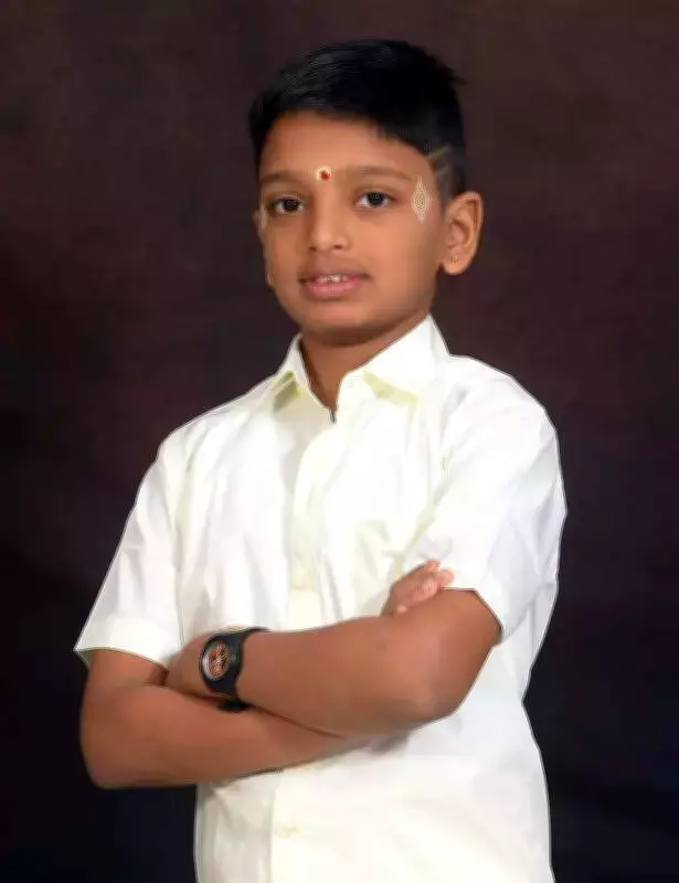 10-Year-Old Prodigy Memorizes Bhagavad Gita, Handwrites It 18 Times in 4 Languages