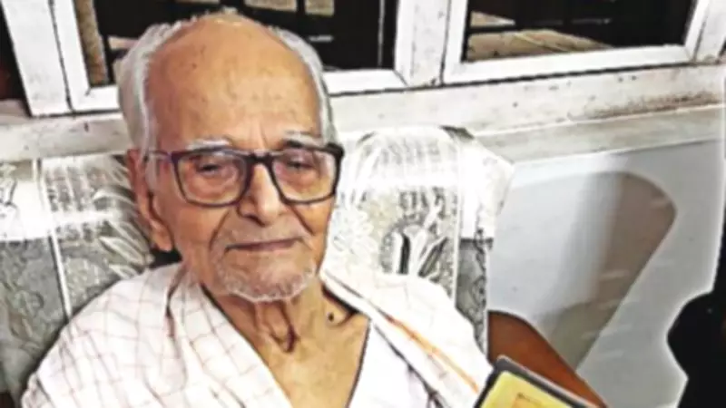 103-Year-Old Gandhian Padma Shri V P Appukkutta Poduval Prepares to Vote in Elections