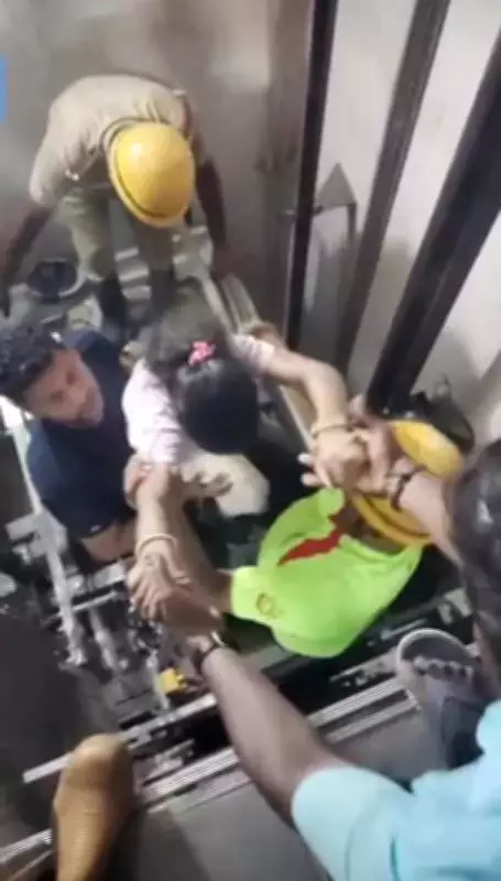 17 Passengers Trapped for 2 Hours in Chennai MRTS Lift, Sparking Safety Concerns