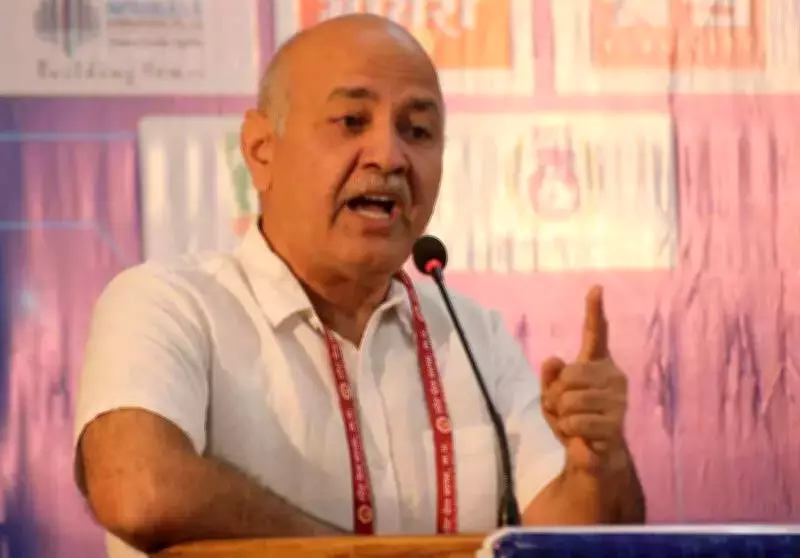 AAP's Manish Sisodia Offers Prayers at Patiala Temple, Reviews Renovation on Navratri