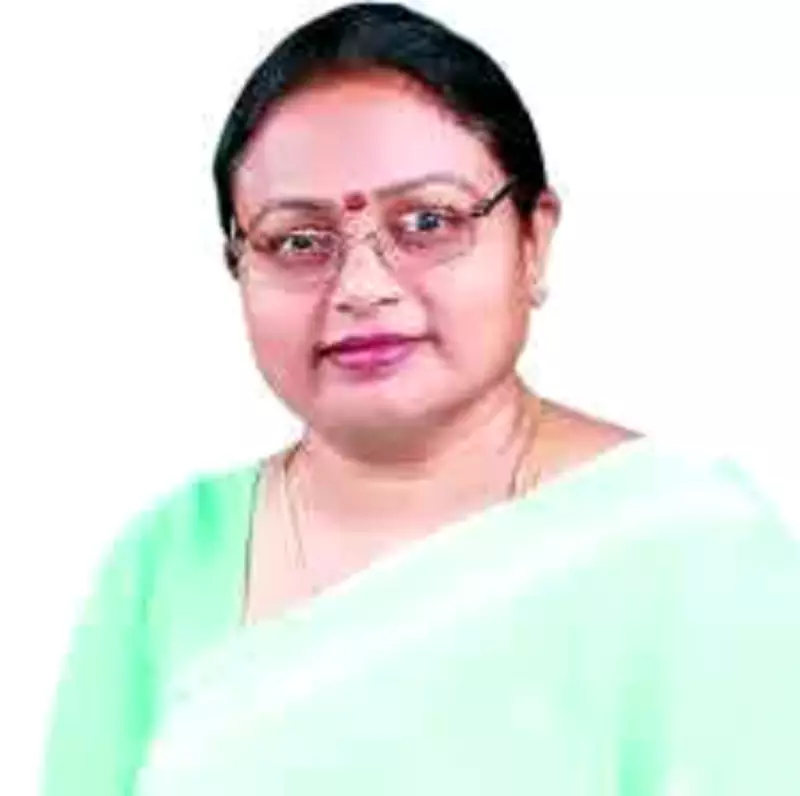 Agra Municipal Corporation Session Descends into Chaos Over Commissioner's Absence