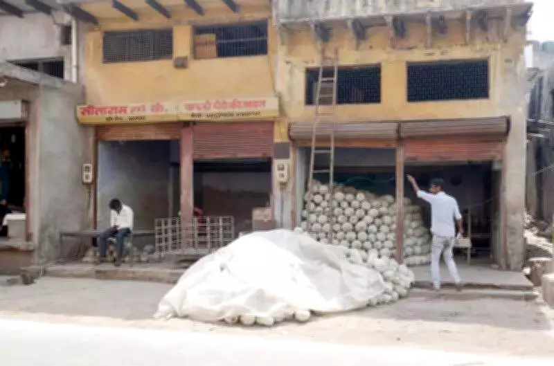 Agra's Iconic Petha Industry Crippled by LPG Shortage Amid Global Tensions