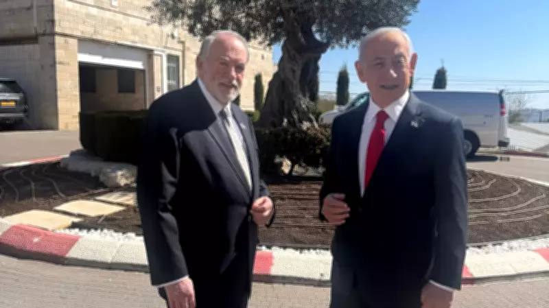 AI-Generated Satire Sparks Confusion Over Netanyahu-Huckabee Meeting Amid War Rumors