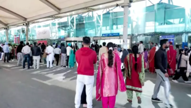 Airspace Freeze Over Gulf Region Leads to 350 Flight Cancellations