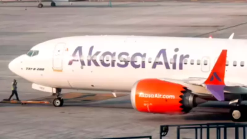 Akasa Air Boeing 737 MAX Struck by Lightning, Diverts to Chennai Safely