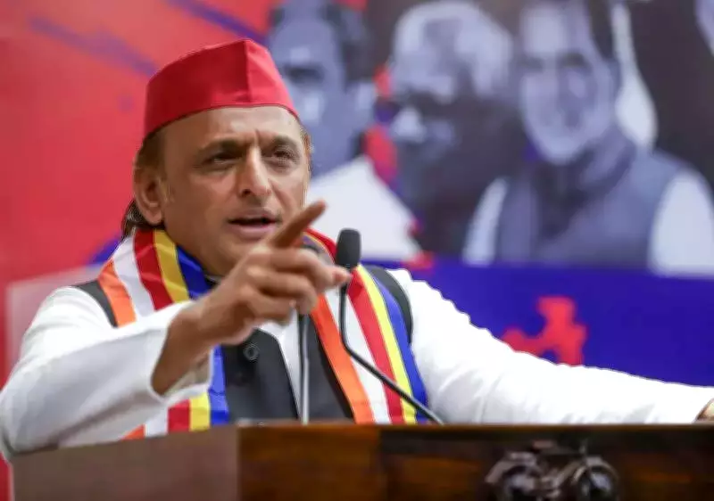 Akhilesh Yadav Hits Back at PM Modi, Calls Him 'Guest' in UP, Vows 'Respectful Farewell'