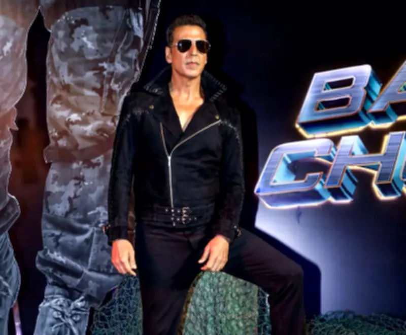 Akshay Kumar and Shikhar Dhawan Play Cricket on 'Bhooth Bangla' Set, Makers Share BTS Video