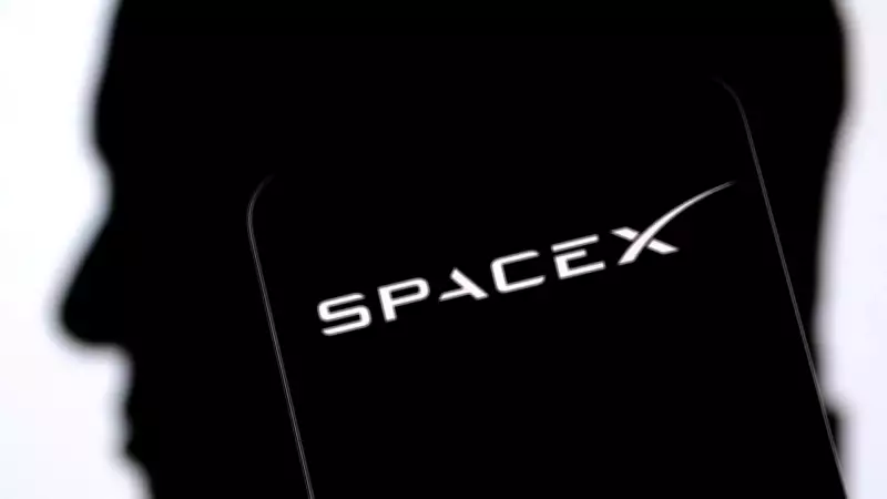 Amazon Urges FCC for Starlink Rival Extension as SpaceX Opposes
