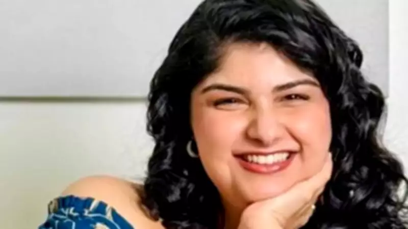 Anshula Kapoor's Marvelous Fan Moment: Meets Robert Downey Jr. in Singapore