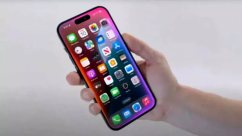Apple's Siri Gets Major Overhaul: Dedicated App, AI Integration, and New Interface