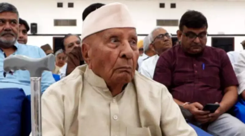 At 100, India's Oldest Former MP Pandit Ramkishan Continues Socialist Fight for Better India