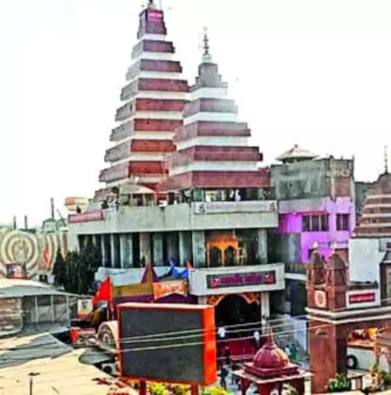 Ayodhya's Ram Rasoi Faces LPG Shortage, Temple Explores Alternative Cooking Methods