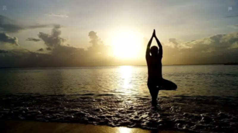 Ayush Ministry Launches 5-Minute Smart Yoga Routine for Air Travelers