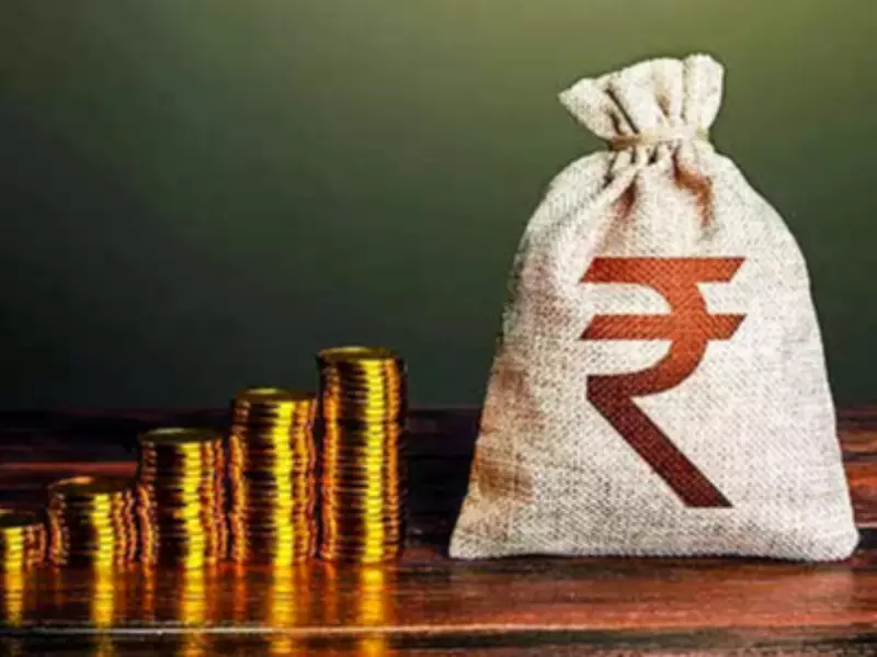 Bank Credit-Deposit Ratio Hits Record 83% as Deposits Fall, Credit Expands