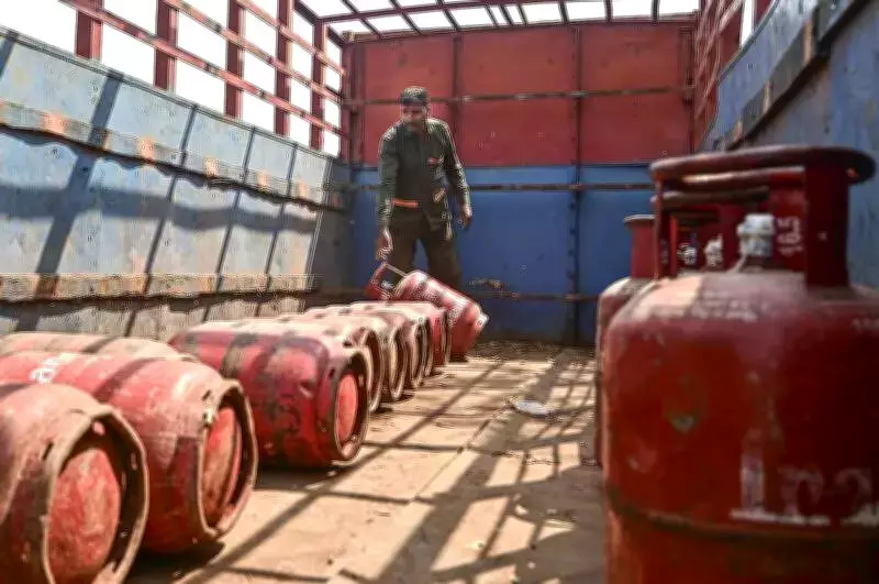 Bengaluru High Court Declines to Intervene in Hotel LPG Supply Case Citing Policy Domain
