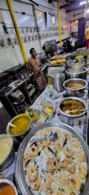 Berhampur Food Crisis: LPG Shortage Forces Price Hikes, Eatery Closures