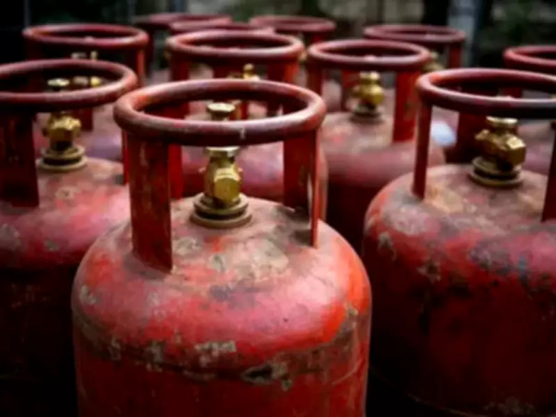 Bihar CS Orders Crackdown on LPG Black Marketing, Ensures Fuel Supply Stability