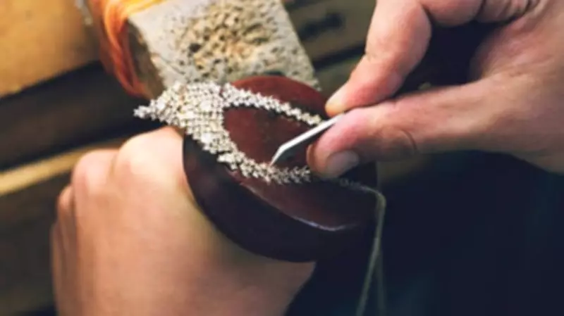 Bihar Man Arrested in Karnataka for Gold Ornament Polishing Fraud