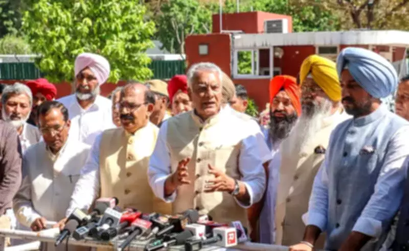 BJP Delegation Urges Punjab Governor for CBI Probe in Warehousing Official's Death