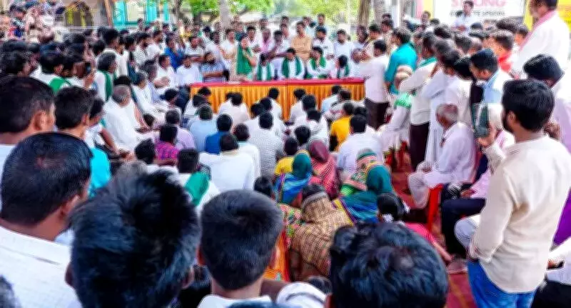 BJP Delegation Visits Koppal Villages Hit by Industrial Pollution, Vows Action