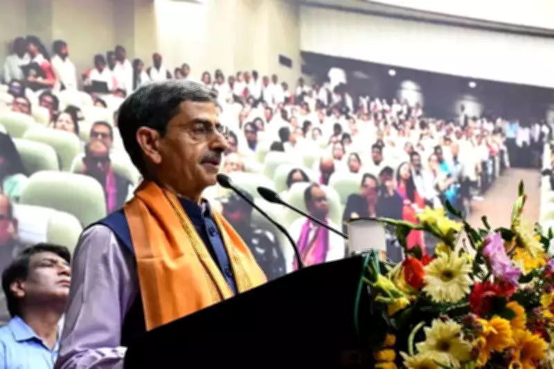 Calcutta University's First Post-Covid Convocation Emphasizes AI Literacy and Yoga