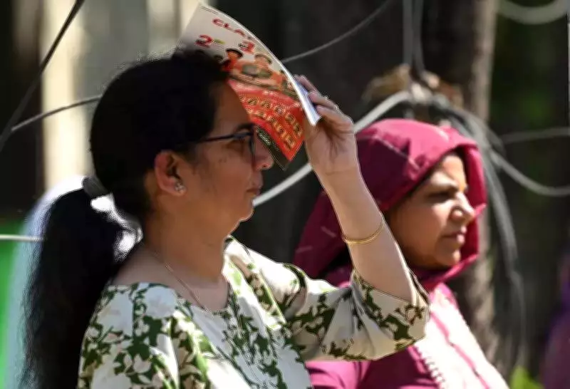 Chandigarh Braces for Intensifying Heatwave as Temperatures Set to Soar Above 30°C