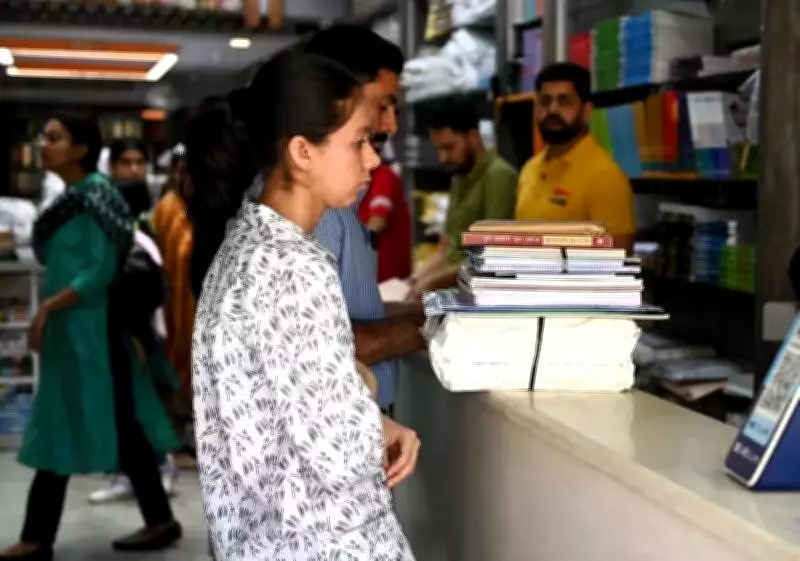 Chandigarh Parents' Association Alleges Textbook Supply Monopoly in Private Schools