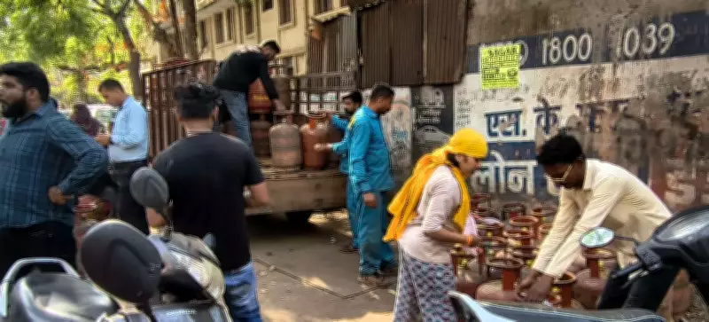 Chhattisgarh Reviews Fuel Supply Amid LPG Distribution Issues and Black-Marketing Concerns