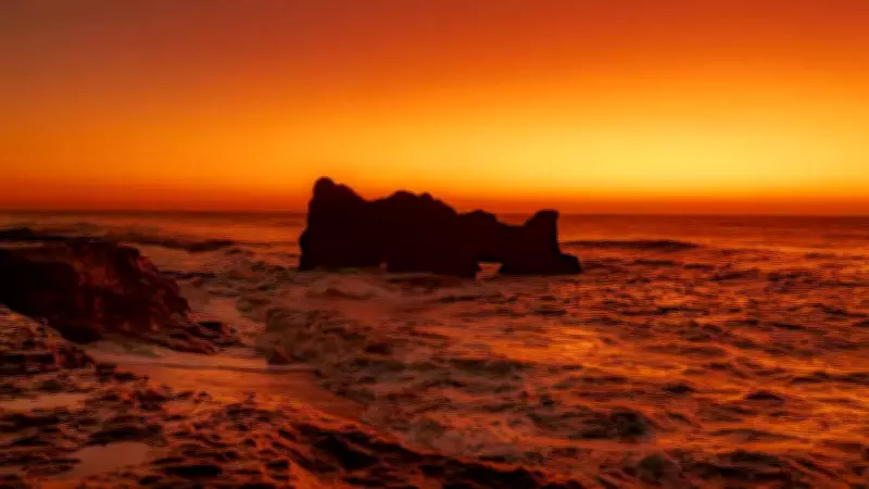 China's Mars Rover Finds Evidence of Ancient Ocean Shoreline on Red Planet