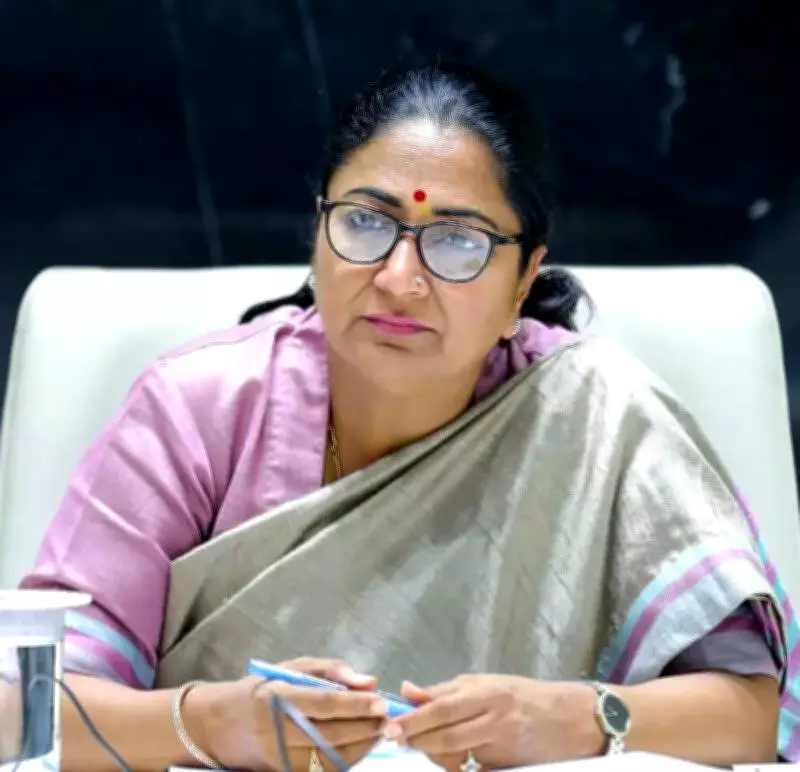 CM Rekha Gupta Praises Women as Backbone of India's Healthcare System