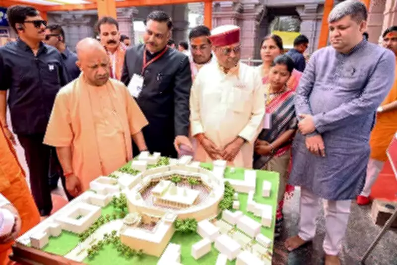 CM Yogi Reviews Chaitra Navratri Preparations in Mirzapur, Focuses on Cleanliness and Security