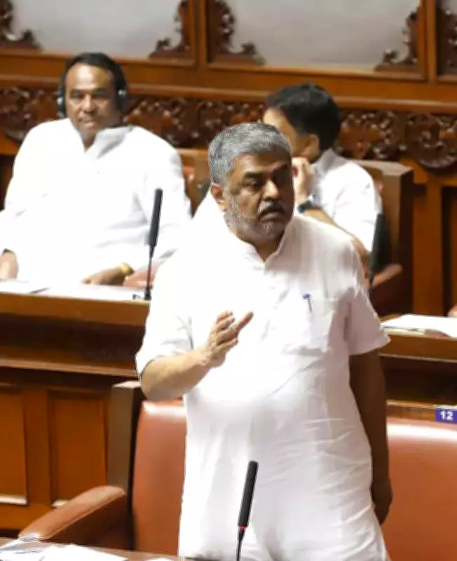 Congress Issues Show-Cause Notices to Five Haryana MLAs for Rajya Sabha Cross-Voting