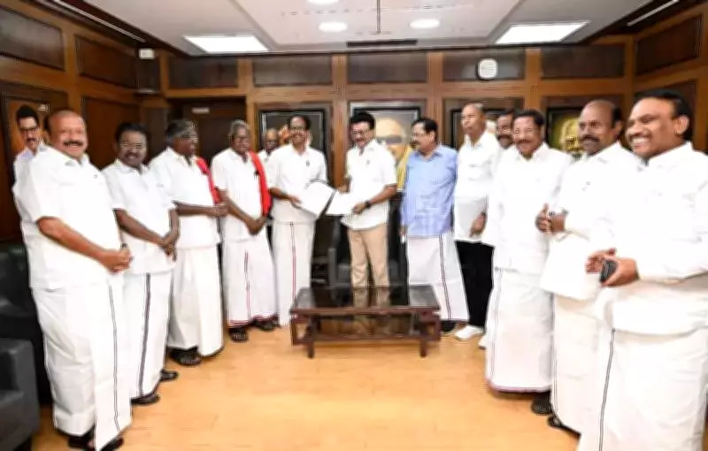 CPI Submits 10-Seat Wishlist to DMK for Tamil Nadu Alliance, Awaits Final Allotment