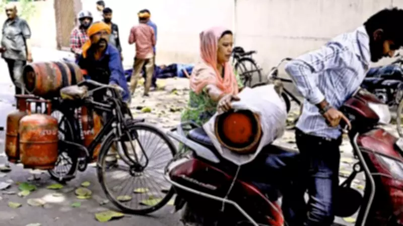 Delhi Faces LPG Cylinder Chaos: Long Queues, Black Market Sales, and Police Deployment