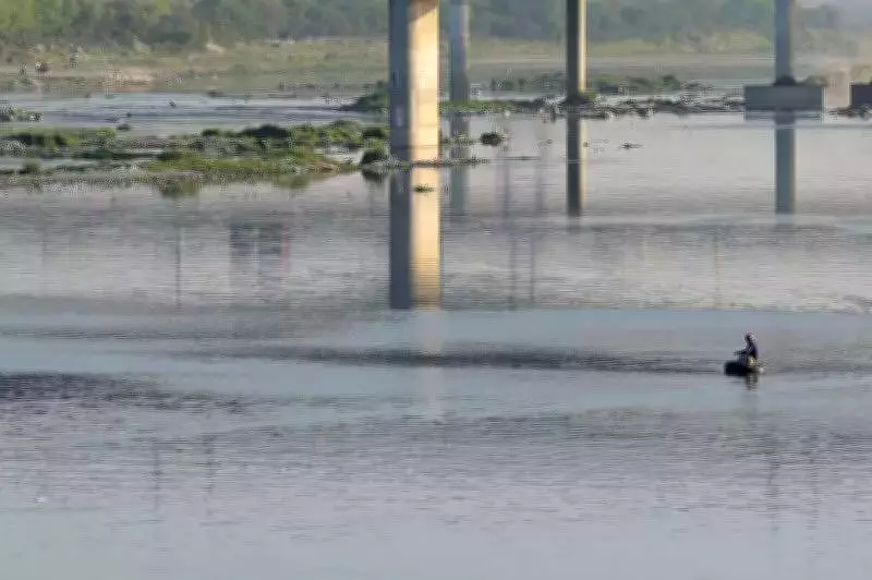 Delhi Government Reconsiders Costly VIP Boat Plan for Yamuna Inspections