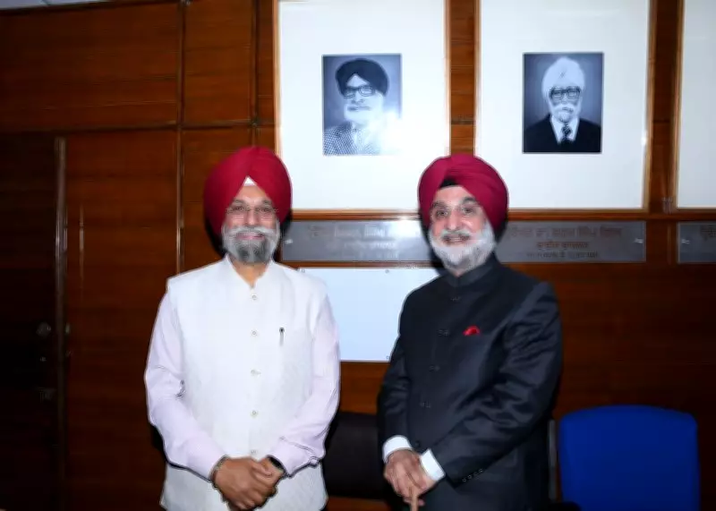 Delhi L-G Taranjit Sandhu Visits Alma Mater GNDU, Honors Father's Legacy