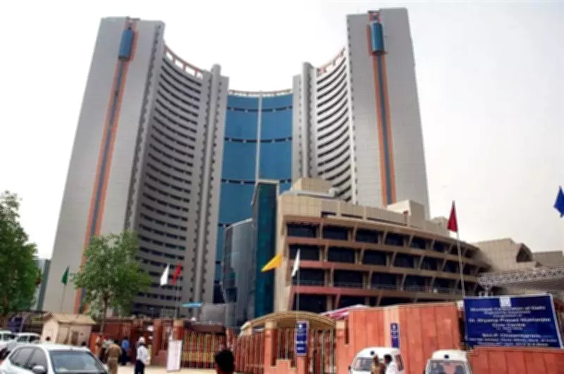 Delhi MCD Seals Baprola Commercial Complex Over Rs 22 Lakh Property Tax Dues