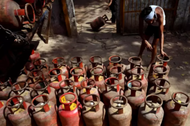 Delhi Police Arrest Trio for Illegal LPG Hoarding, Seize 74 Cylinders in Mahipalpur Raid