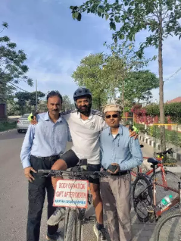 Delhi Police Officer's 4,500km Solo Cycle Yatra Promotes Organ Donation Nationwide